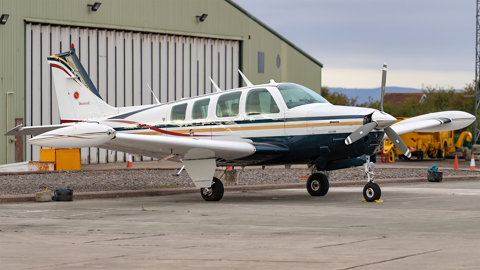 G-ZLOJ at Cardiff EGFF